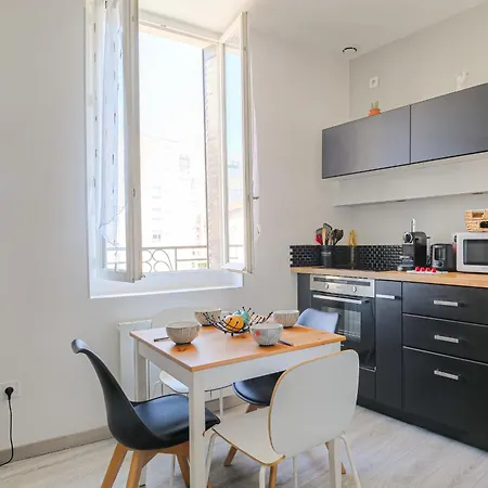 Cosy Et Calme Proche Metro Montplaisir Apartment Lyon Exterior photo